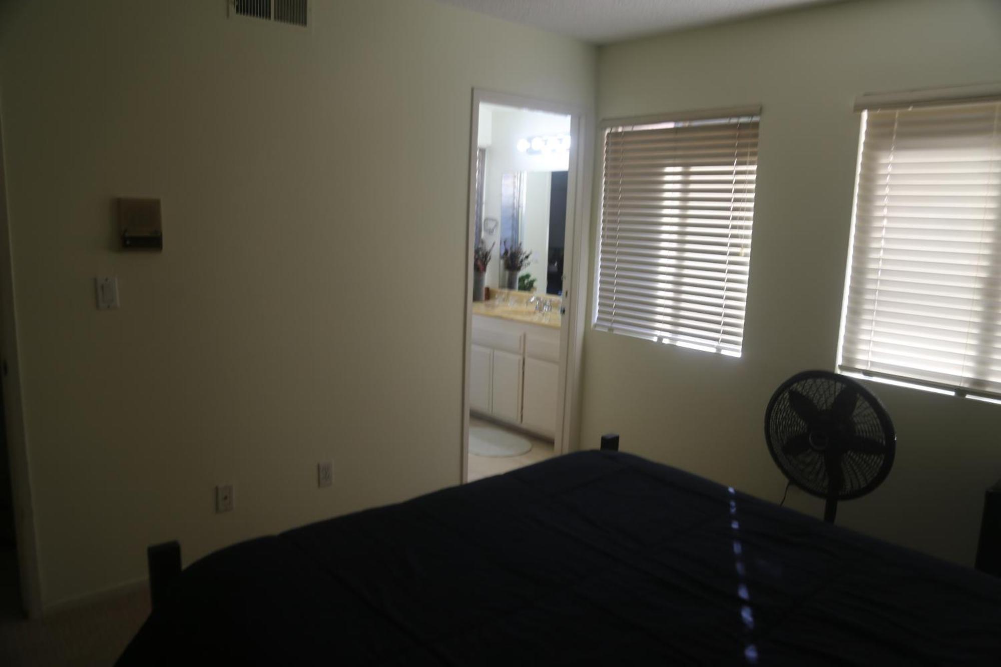 Bed And Breakfast In Hollywood Hills ลอสแอนเจลิส ภายนอก รูปภาพ